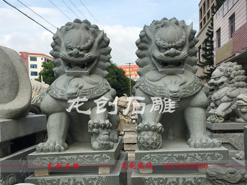 石雕狮子厂家龙创石雕介绍青石石雕狮子